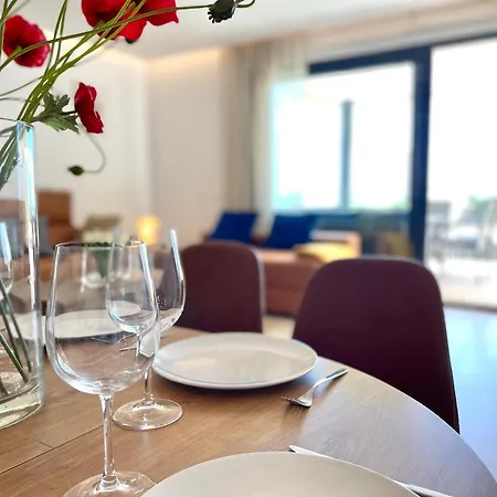 Appartamento Modern 3 Bedroom 300 Meters To The