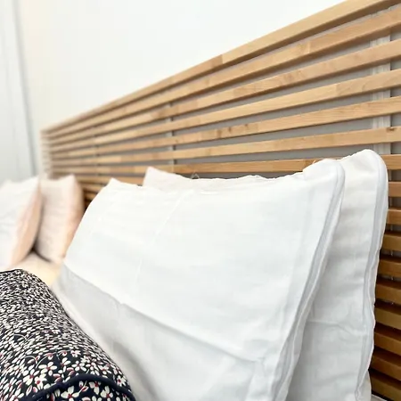 Apartament Modern 3 Bedroom 300 Meters To The